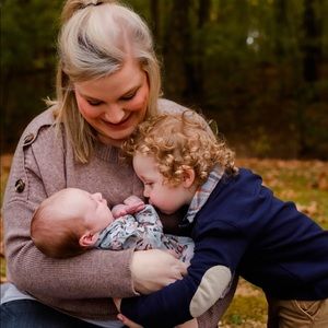 Meet your Posher, Mommy